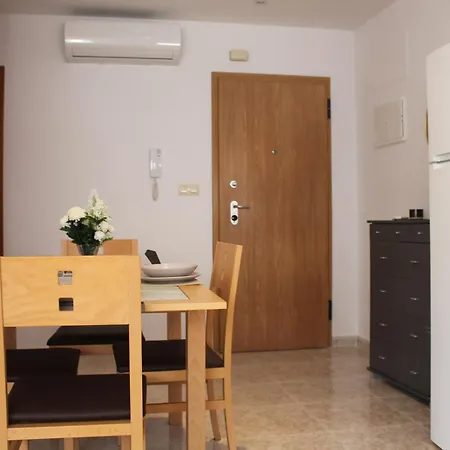 Apartment Mestral En Playa De *